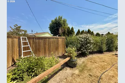 1662 Umpqua Rd, Woodburn, OR 97071 - Photo 17