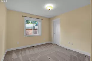 813 NE 194th Ave, Portland, OR 97230 - Photo 37
