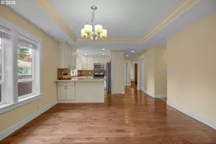 813 NE 194th Ave, Portland, OR 97230 - Photo 9