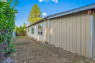 813 NE 194th Ave, Portland, OR 97230 - Photo 43