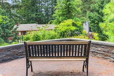 10408 SW 53rd Ave, Portland, OR 97219 - Photo 5