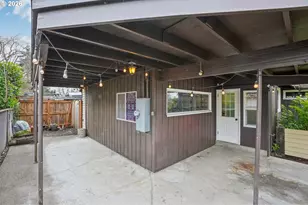 330 NW 14th St, McMinnville, OR 97128 - Photo 25