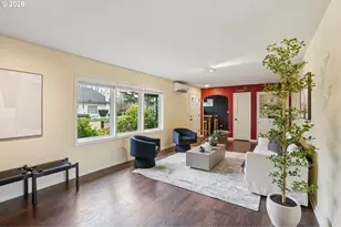 330 NW 14th St, McMinnville, OR 97128 - Photo 7