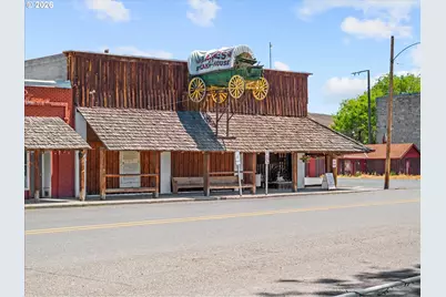 910 Front St, Haines, OR 97833 - Photo 1