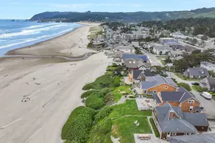 1396 Pacific Ave, Cannon Beach, OR 97110 - Photo 3