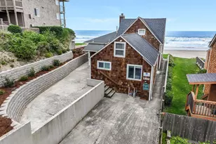 1396 Pacific Ave, Cannon Beach, OR 97110 - Photo 17