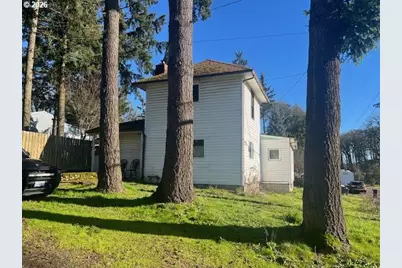 395 S Larch Pl, Yamhill, OR 97148 - Photo 3