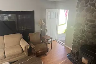 395 S Larch Pl, Yamhill, OR 97148 - Photo 13