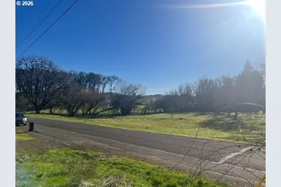 395 S Larch Pl, Yamhill, OR 97148 - Photo 23