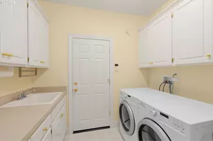 2358 NW Woodrose Dr, Portland, OR 97229 - Photo 23