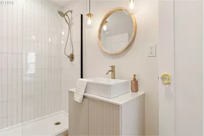 2371 SE 51st Ave, Portland, OR 97215 - Photo 5