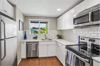 20840 SW Jay St, Beaverton, OR 97003 - Photo 15