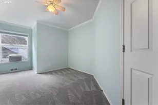 2714 SW Leah Ct, Portland, OR 97219 - Photo 21