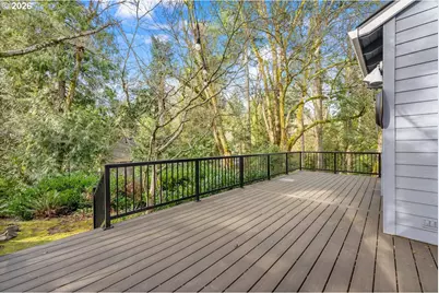 2714 SW Leah Ct, Portland, OR 97219 - Photo 25