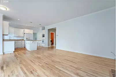 2714 SW Leah Ct, Portland, OR 97219 - Photo 13