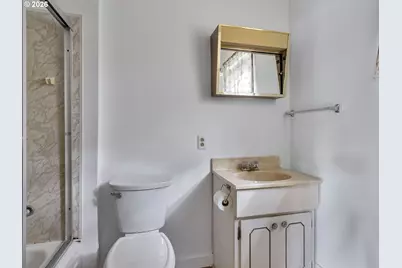 7626 SE Carlton St, Portland, OR 97206 - Photo 11