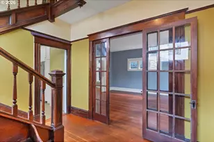 71 NE San Rafael St, Portland, OR 97035 - Photo 9