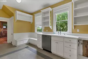 71 NE San Rafael St, Portland, OR 97035 - Photo 25