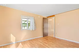 7080 Thurston Rd, Springfield, OR 97478 - Photo 13