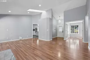 875 NE Eaglenest Ct, Hillsboro, OR 97124 - Photo 5