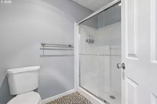875 NE Eaglenest Ct, Hillsboro, OR 97124 - Photo 31