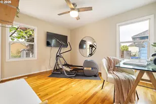 1533 NE Holman St, Portland, OR 97211 - Photo 13