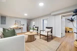 1533 NE Holman St, Portland, OR 97211 - Photo 29