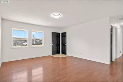 2235 Hoyt St, Salem, OR 97302 - Photo 5