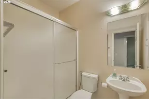 3637 NW Lansbrook Terrace, Portland, OR 97229 - Photo 17