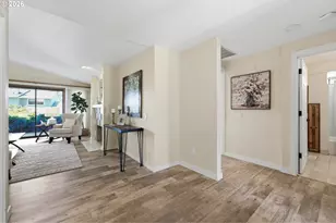2115 NE 158th Pl, Portland, OR 97230 - Photo 15