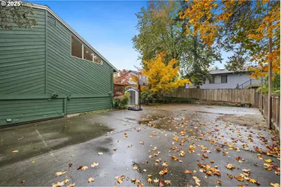 19895 NW Nestucca Dr, Portland, OR 97229 - Photo 23