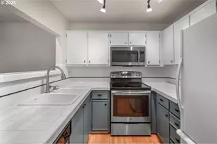 20030 Marigold Ct, West Linn, OR 97068 - Photo 13