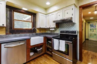 370 SW 4th St, Gresham, OR 97080 - Photo 25