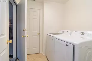 4216 Stella St, Roseburg, OR 97471 - Photo 31