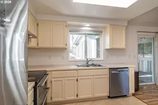 4216 Stella St, Roseburg, OR 97471 - Photo 17