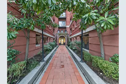 1829 NW Lovejoy St #312, Portland, OR 97209 - Photo 3