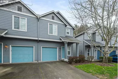 810 E 9th St, Newberg, OR 97132 - Photo 3