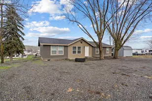 45315 Trail Dr, Pendleton, OR 97801 - Photo 3