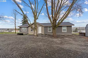 45315 Trail Dr, Pendleton, OR 97801 - Photo 1