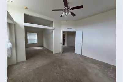 647 Highland Vista Ln, Roseburg, OR 97471 - Photo 17