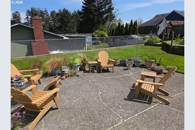 2383 Oregon Ave, North Bend, OR 97459 - Photo 37
