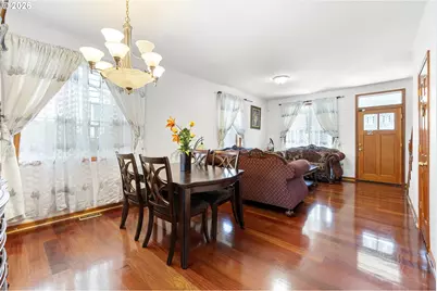 6739 SE 52nd Ave, Portland, OR 97206 - Photo 5