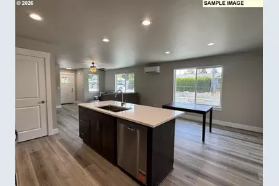 1117 Laura St, Myrtle Creek, OR 97457 - Photo 9
