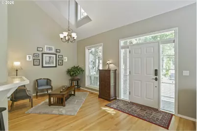 1246 NE Parks Edge Cir, Hillsboro, OR 97124 - Photo 9