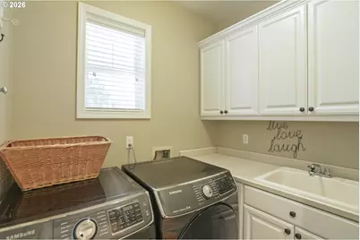 1246 NE Parks Edge Cir, Hillsboro, OR 97124 - Photo 29