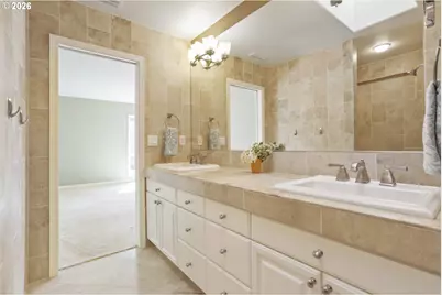 1246 NE Parks Edge Cir, Hillsboro, OR 97124 - Photo 21