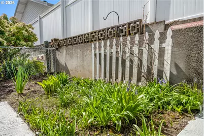 16375 SW Royalty Pkwy, King City, OR 97224 - Photo 31