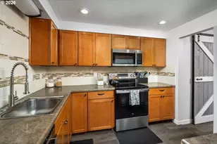 18107 SW Monte Verdi Blvd, Beaverton, OR 97007 - Photo 5