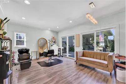 850 E Beacon Dr, Eugene, OR 97404 - Photo 31