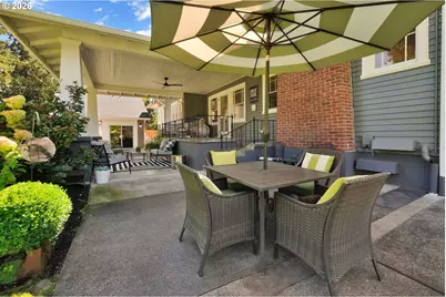 850 E Beacon Dr, Eugene, OR 97404 - Photo 41